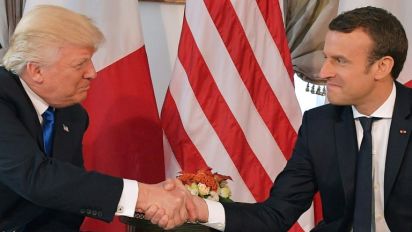 "Ma poignée de main avec Trump, ce n'est pas innocent" (Emmanuel Macron)